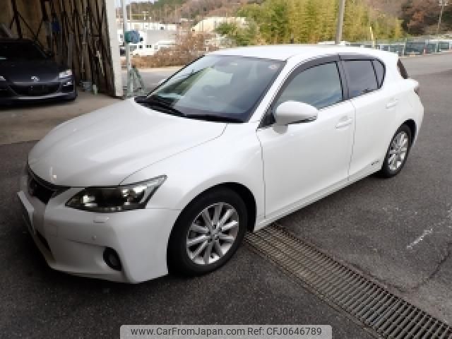 lexus ct 2012 quick_quick_DAA-ZWA10_ZWA10-2125167 image 2