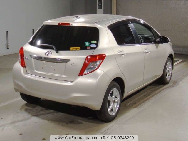 toyota vitz 2013 -TOYOTA--Vitz KSP130-2074281---TOYOTA--Vitz KSP130-2074281- image 2