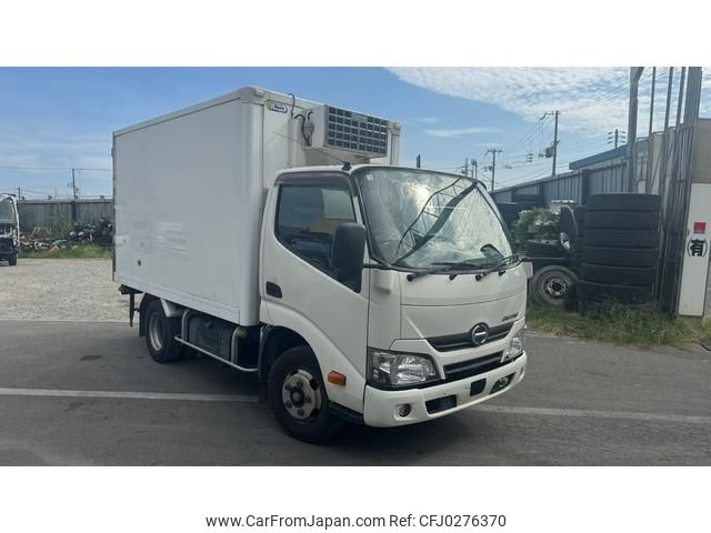 hino dutro 2017 GOO_NET_EXCHANGE_0704404A30241003W001 image 1