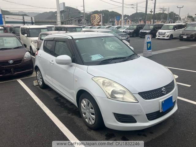 suzuki swift 2012 CFJ1832246 image 2
