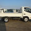 toyota dyna-truck 2011 CFJ1594844 image 8