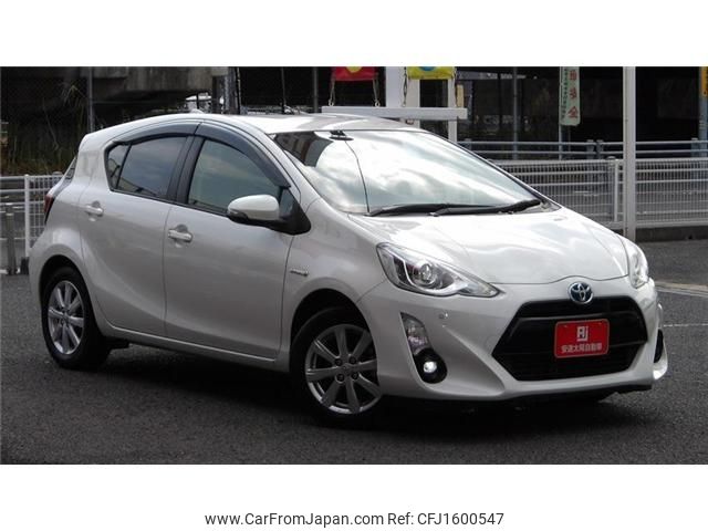 toyota aqua 2016 CFJ1600547 image 1
