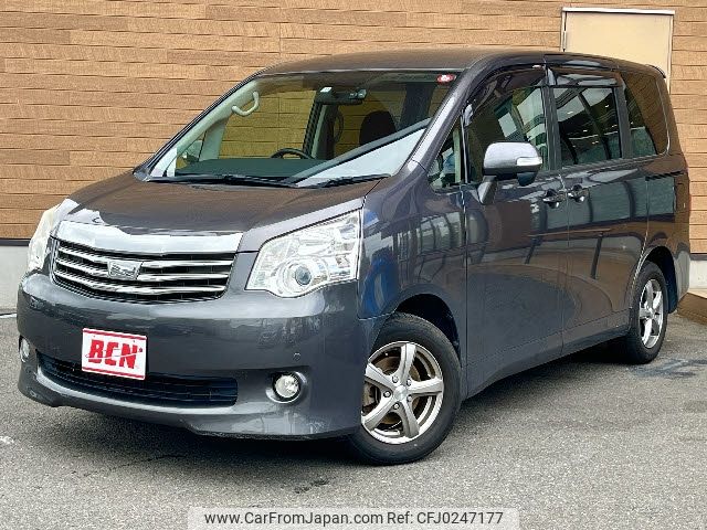 toyota noah 2013 -TOYOTA--Noah DBA-ZRR70G--ZRR70-0583209---TOYOTA--Noah DBA-ZRR70G--ZRR70-0583209- image 1