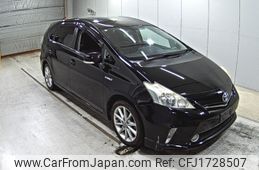 toyota prius-α 2012 CFJ1728507