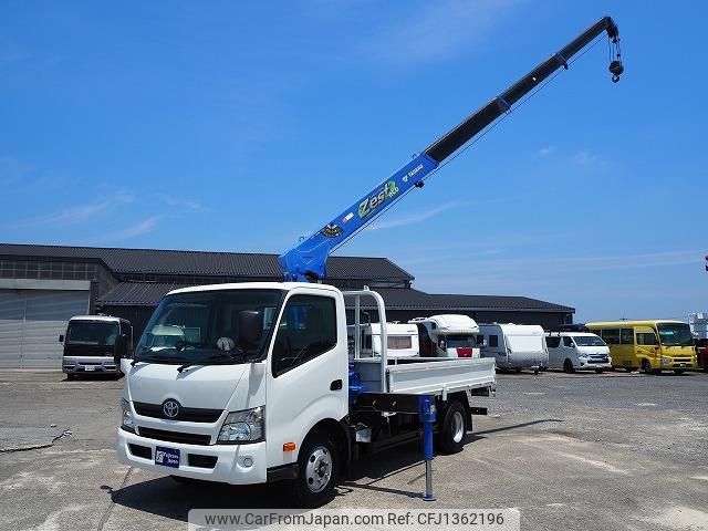 toyota dyna-truck 2016 CFJ1362196 image 2