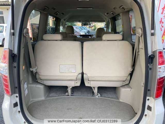 toyota noah 2009 TE2132 image 2