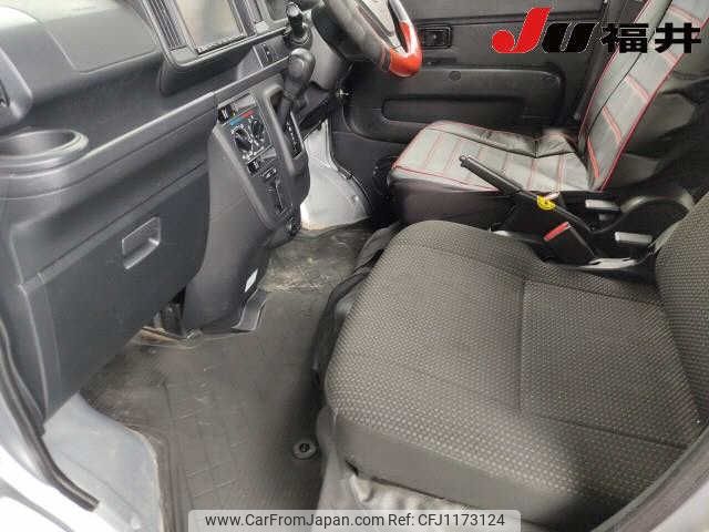 2018 Daihatsu Hijet Van S331V - Car Price $3,798