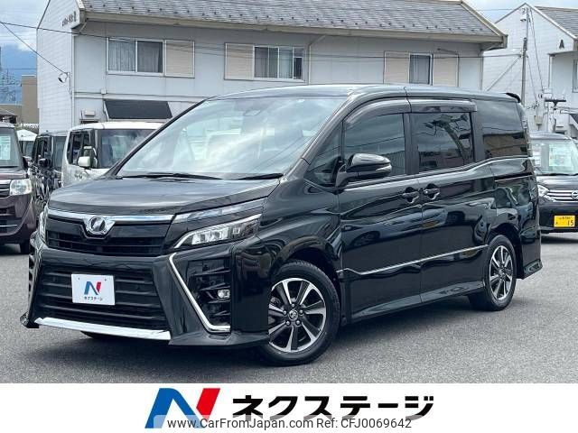 toyota voxy 2019 -TOYOTA--Voxy DBA-ZRR80W--ZRR80-0537650---TOYOTA--Voxy DBA-ZRR80W--ZRR80-0537650- image 1