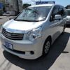 toyota noah 2013 GOO_JP_700054078630240811001 image 1