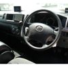 toyota hiace-wagon 2012 GOO_JP_700070848530250615003 image 29
