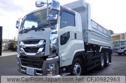 isuzu giga 2021 CFJ0982963