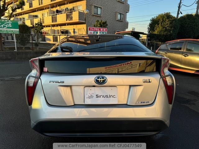 toyota prius 2016 quick_quick_ZVW50_6022439 image 2