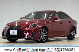 lexus is 2019 CFJ1788351