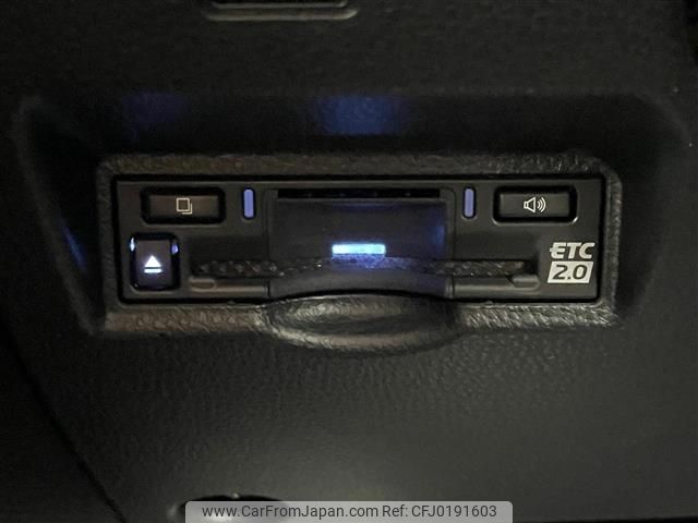 2024 Toyota Noah 6AA-ZWR90W - Car Price $32,613