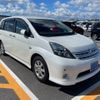 toyota isis 2010 CFJ1818227 image 1