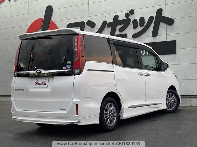 toyota esquire 2017 CFJ1830169 image 2