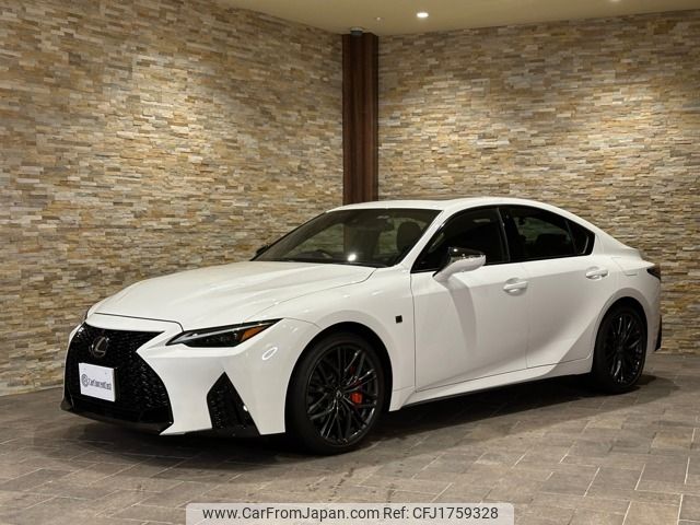lexus is 2023 CFJ1759328 image 1