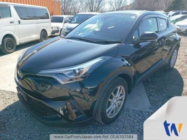 toyota c-hr 2017 -TOYOTA--C-HR DBA-NGX50--NGX50-2004957---TOYOTA--C-HR DBA-NGX50--NGX50-2004957- image 1