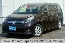toyota isis 2014 CFJ1620694