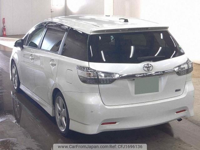 toyota wish 2014 CFJ1696136 image 2