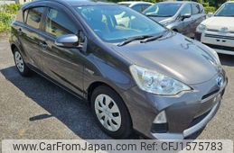 toyota aqua 2012 CFJ1575783