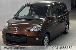 toyota porte 2013 CFJ1855358