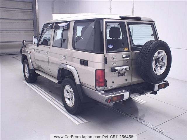 toyota land-cruiser 2015 -TOYOTA--Land Cruiser GRJ76K-1004493---TOYOTA--Land Cruiser GRJ76K-1004493- image 2