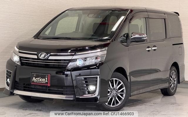 toyota voxy 2017 485 image 1