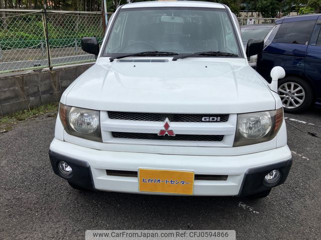 mitsubishi pajero-io 1998 CFJ0594866 image 2