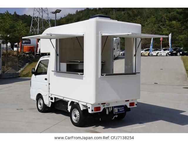 nissan nt100-clipper-truck 2017 CFJ7138254 image 1