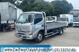 hino dutro 2021 CFJ1576140