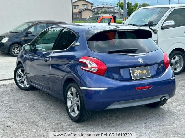 peugeot 208 2016 CFJ1610729 image 2