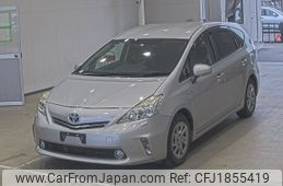toyota prius-α 2014 CFJ1855419