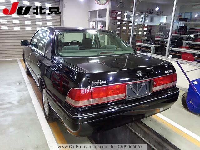 toyota crown 1998 CFJ9066067 image 2
