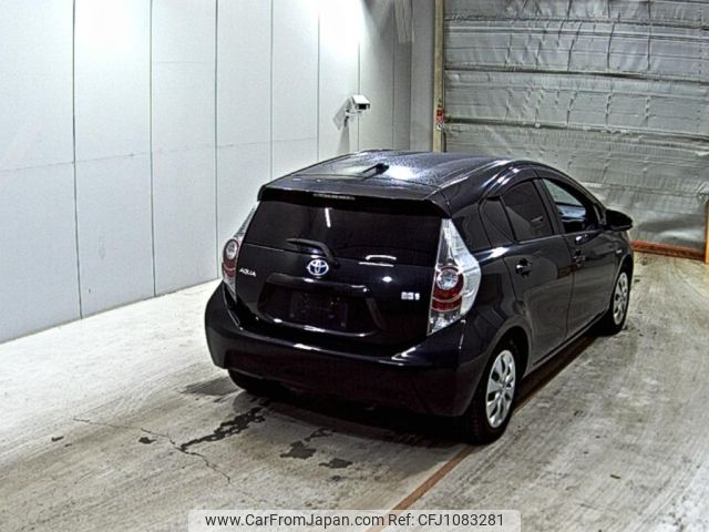 toyota aqua 2012 -TOYOTA--AQUA NHP10--NHP10-6010844---TOYOTA--AQUA NHP10--NHP10-6010844- image 2