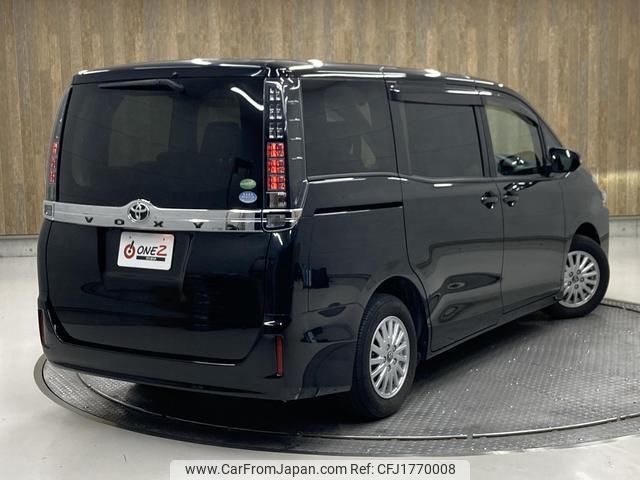 toyota voxy 2017 CFJ1770008 image 2