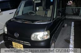 daihatsu tanto 2009 CFJ1843900