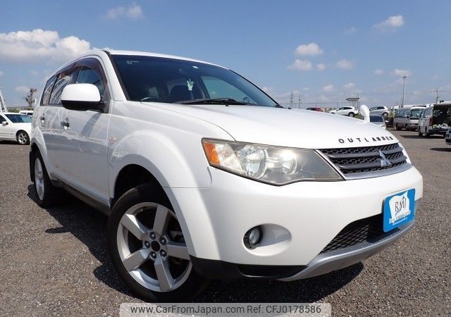 mitsubishi outlander 2007 REALMOTOR_N2024080244F-24 image 2