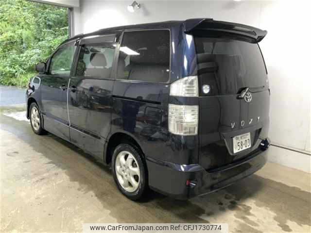 toyota voxy 2005 CFJ1730774 image 2