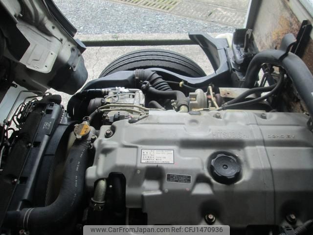 mitsubishi-fuso canter 2004 CFJ1470936 image 2