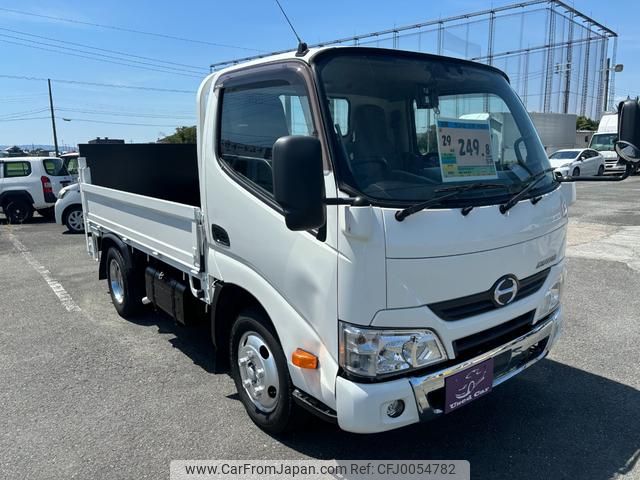 hino dutro 2017 GOO_NET_EXCHANGE_0708623A30240729W001 image 1