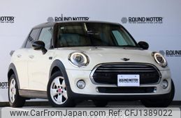 mini mini-others 2018 quick_quick_DBA-XS15_WMWXS520302H52704