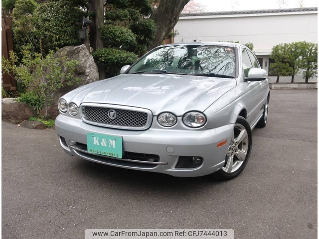 jaguar-x-type-2009-12783-car_e8af9450-2d95-407e-a748-4bbd98d7cdc8