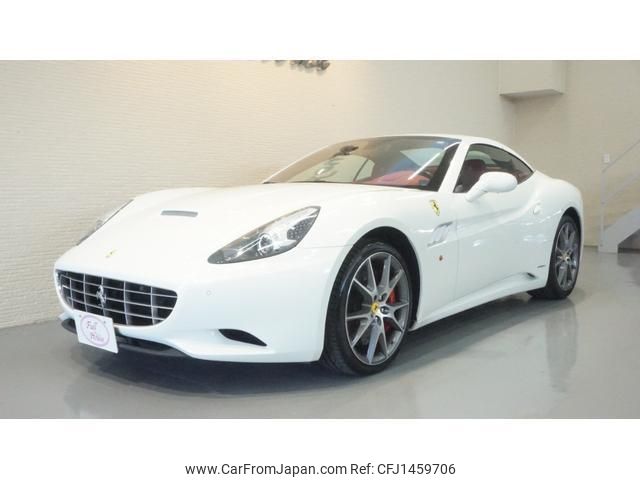 ferrari california 2013 quick_quick_F149S_ZFFTJ65J000198387 image 1