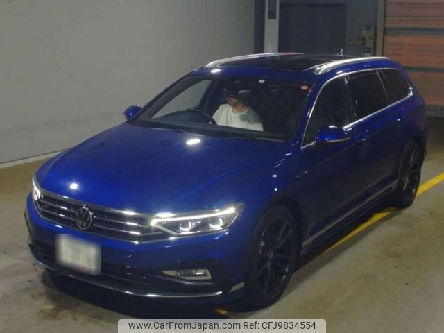 volkswagen passat-variant 2021 quick_quick_3DA-3CDFH_WVWZZZ3CZNE015796 image 1