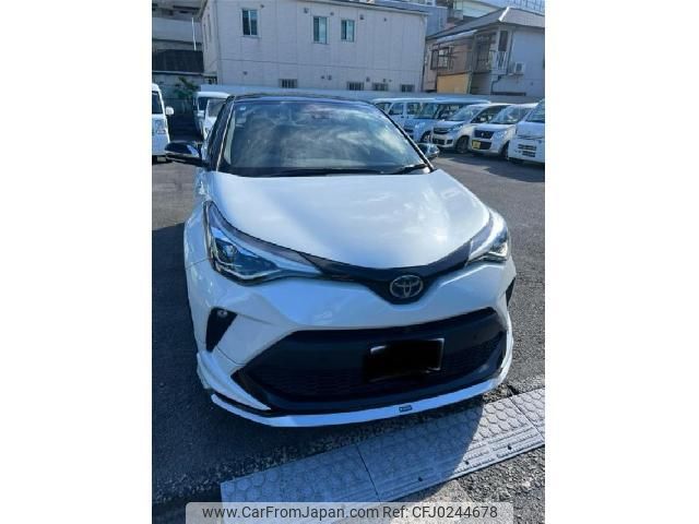 toyota c-hr 2020 quick_quick_6AA-ZYX11_2023837 image 1