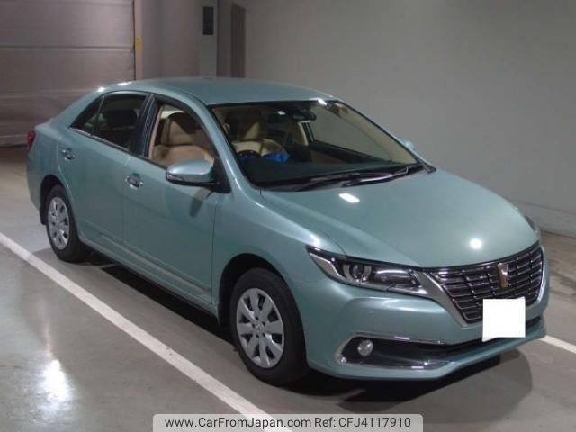 Toyota premio 2018