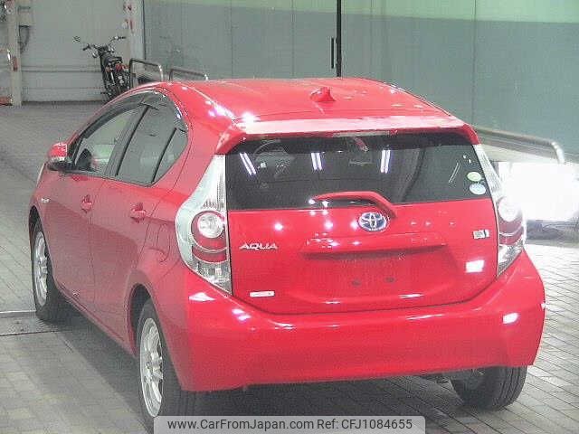 toyota aqua 2013 -TOYOTA--AQUA NHP10-2241687---TOYOTA--AQUA NHP10-2241687- image 2
