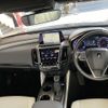 toyota crown-hybrid 2020 quick_quick_6AA-AZSH20_1054434 image 5