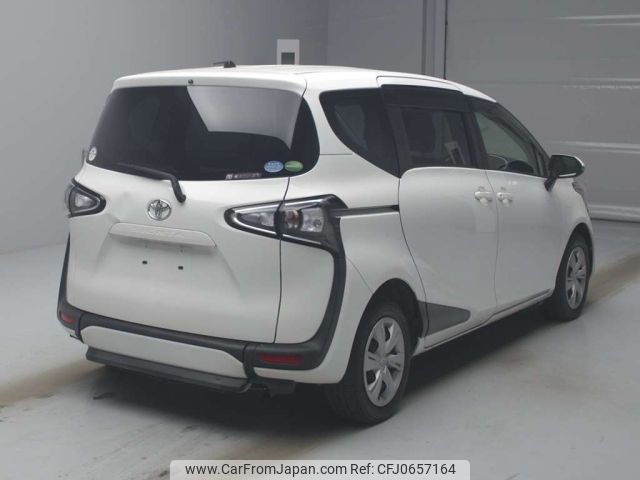 toyota sienta 2019 -TOYOTA--Sienta NSP172G-7010174---TOYOTA--Sienta NSP172G-7010174- image 2